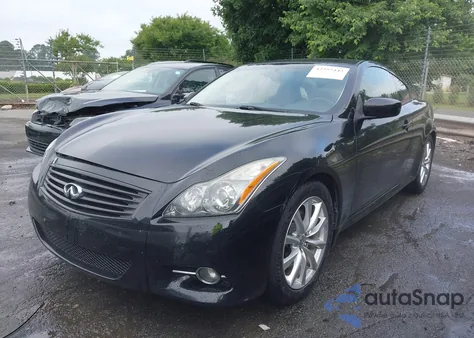 2013 Infiniti G37 Journey z USA, uszkodzony, nr VIN JN1CV6EK8DM920875